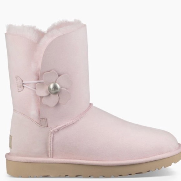 UGG Shoes - UGG Bailey Button Poppy
